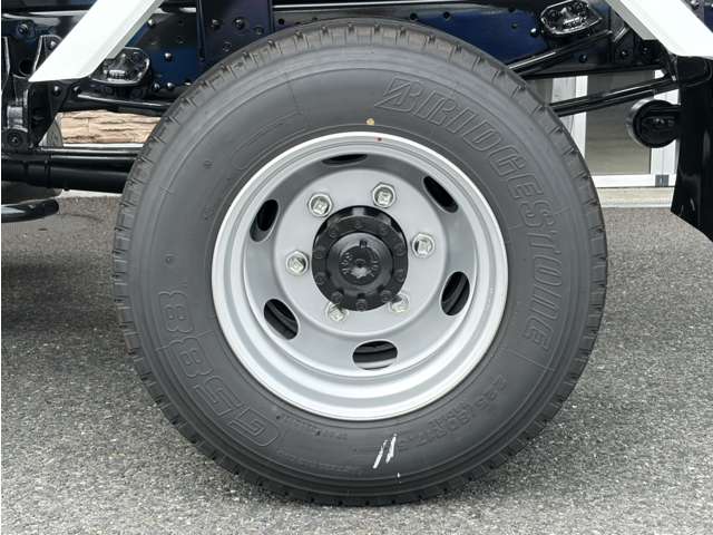 Mitsubishi Fuso Fighter 9