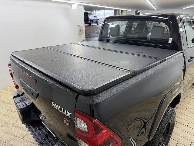Toyota Hilux 5