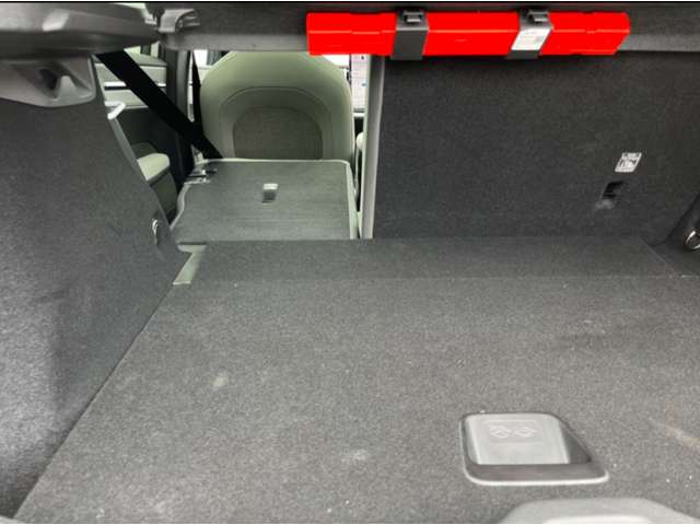 Volvo EX30Cross Country 11