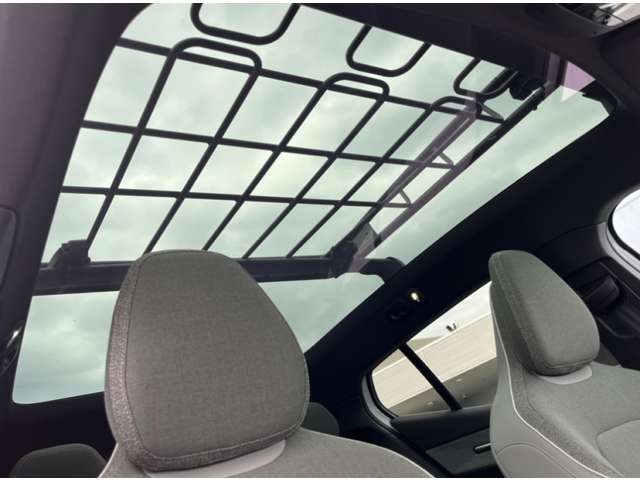 Volvo EX30Cross Country 2