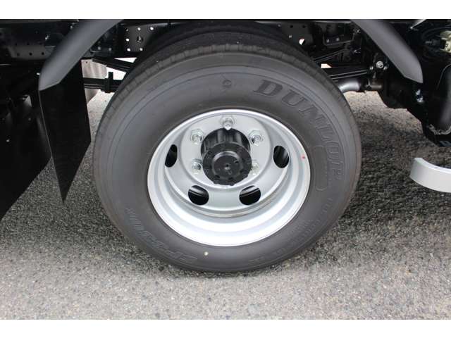 Mitsubishi Fuso Canter 8