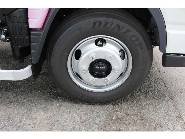 Mitsubishi Fuso Canter 9