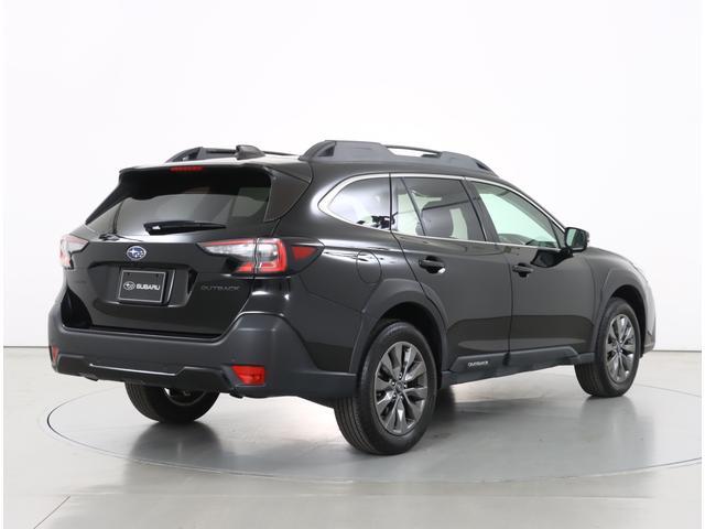Subaru Legacy Outback 6