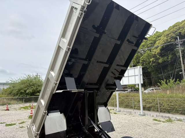 Mitsubishi Fuso Canter 12