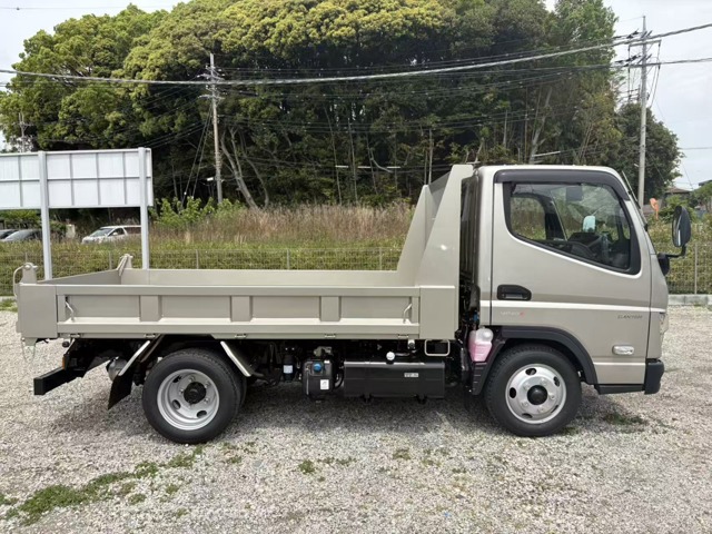 Mitsubishi Fuso Canter 6
