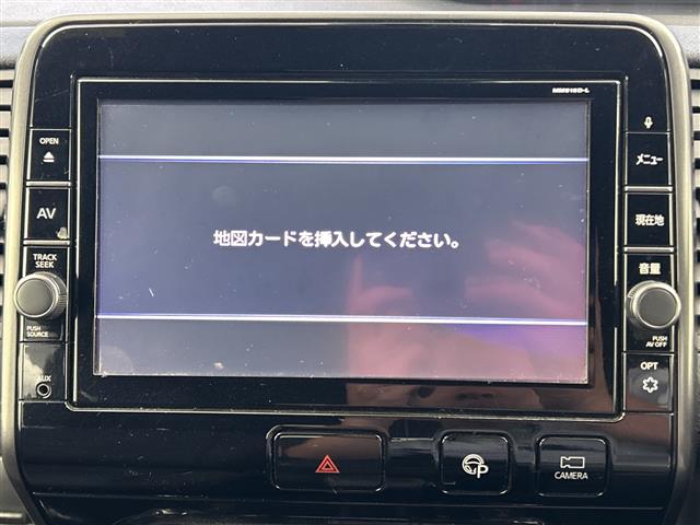 Nissan Serena 4