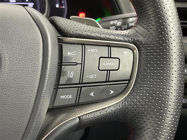 Lexus UX 10