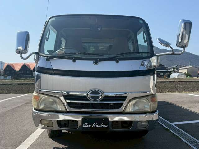 Hino Dutro 2