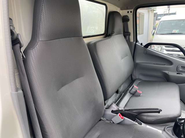 Toyota Toyoace 11