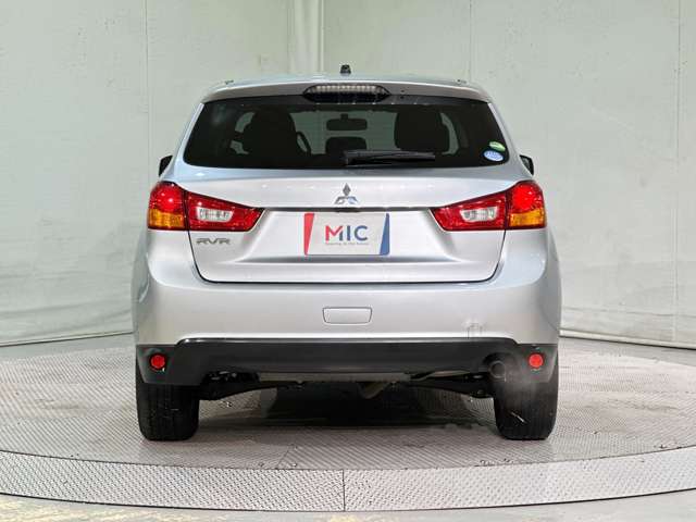 Mitsubishi RVR 7