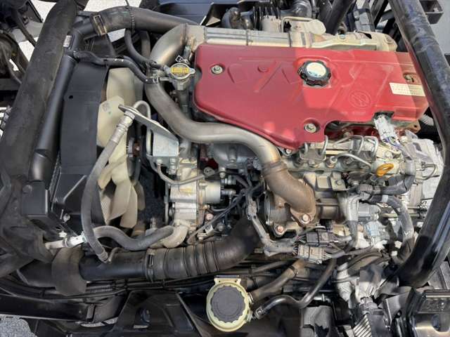 Hino Dutro 12
