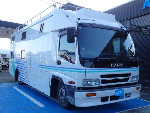 Isuzu Forward 11