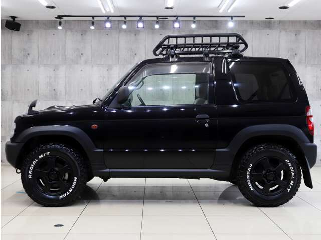 Mitsubishi Pajero Mini 11