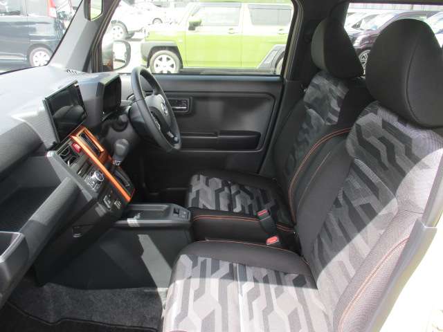 Daihatsu Taft 11