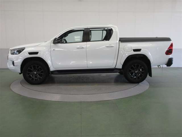 Toyota Hilux 4