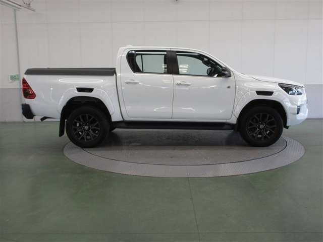 Toyota Hilux 5