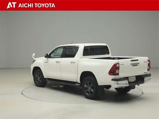Toyota Hilux 4