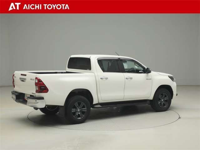Toyota Hilux 6