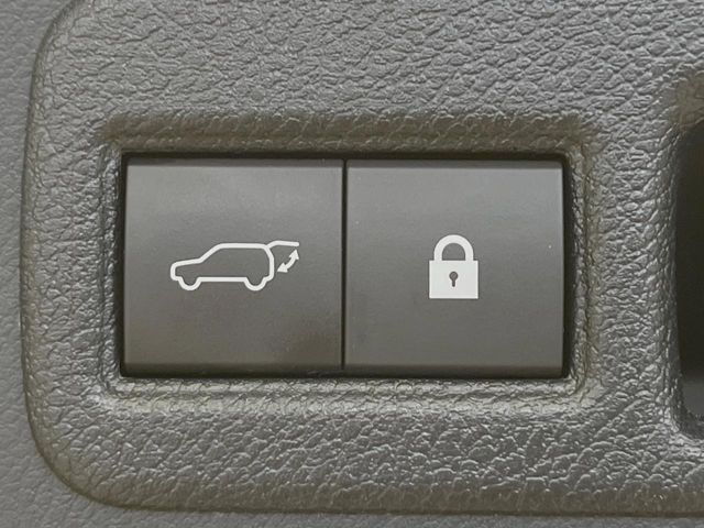 Lexus NX 5