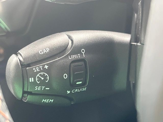 Peugeot 3008 8