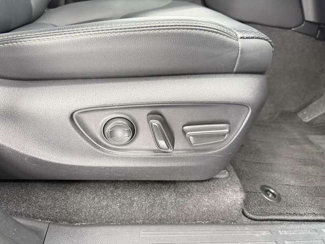 Toyota Land Cruiser 250 11