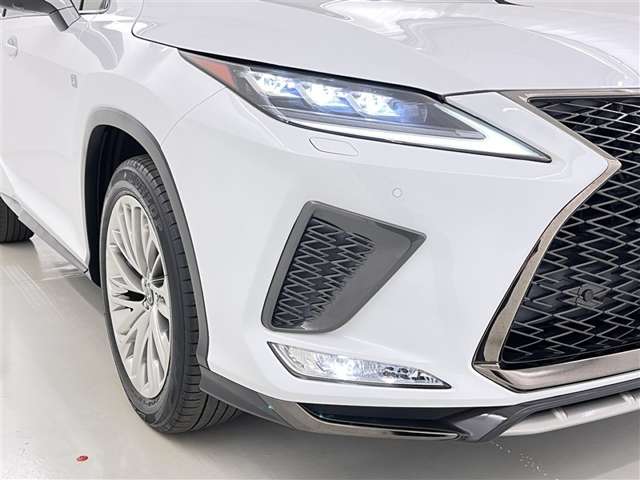 Lexus RX 8