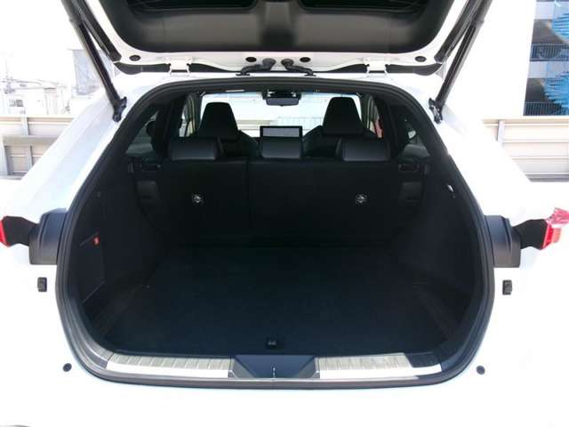 Toyota Harrier 11
