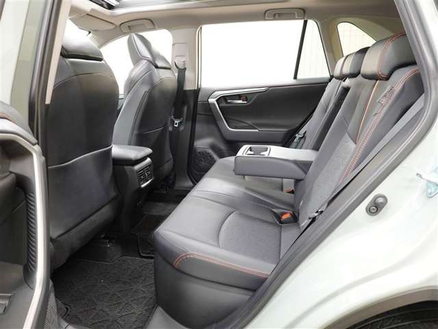 Toyota RAV4 12