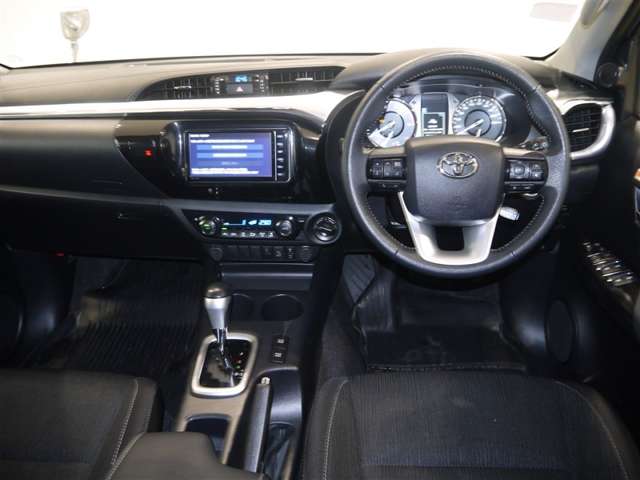 Toyota Hilux 5