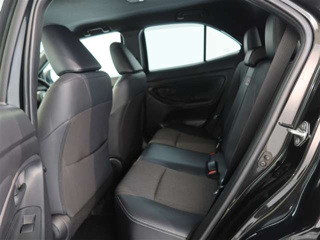 Toyota Yaris Cross 12