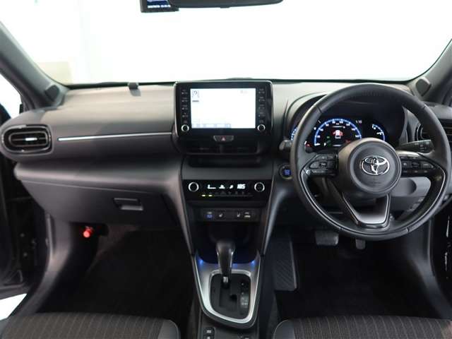 Toyota Yaris Cross 8