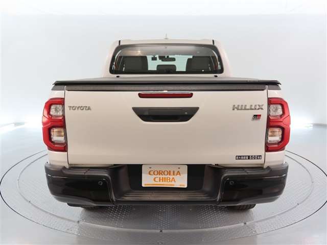 Toyota Hilux 4