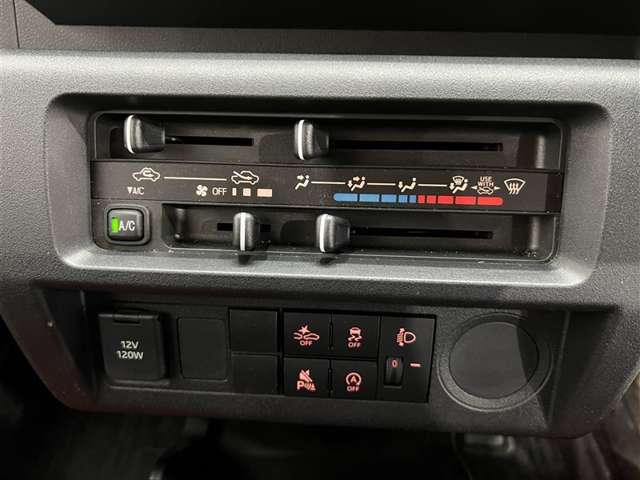 Toyota Pixis Truck 9