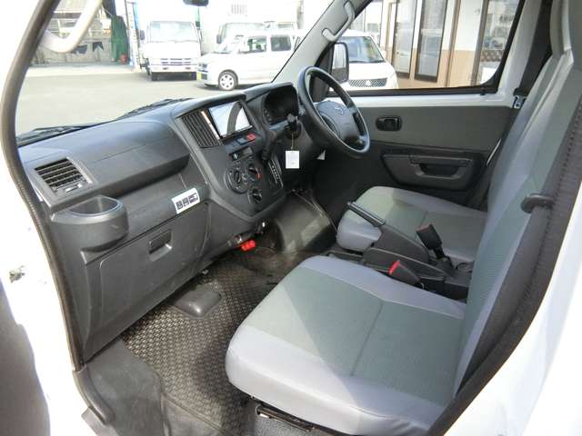 Mazda Bongo Truck 11