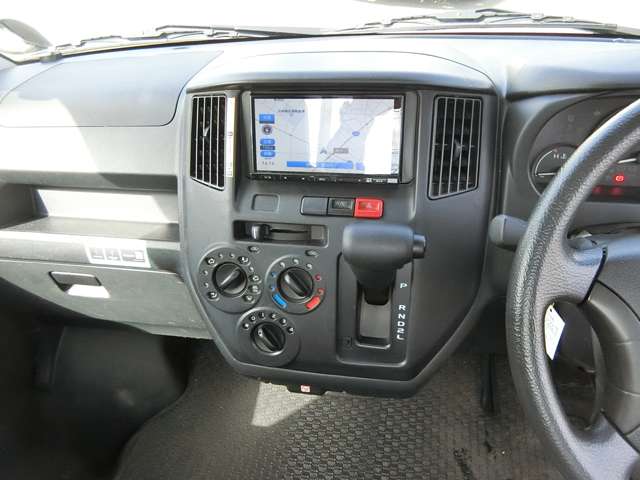 Mazda Bongo Truck 12