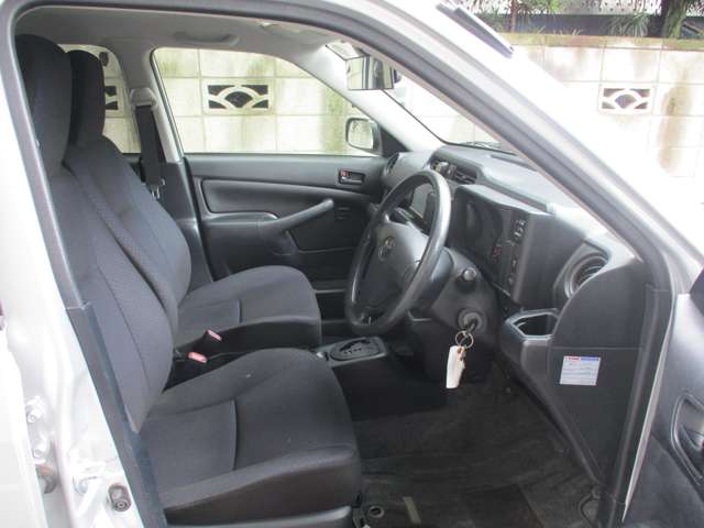 Toyota Succeed Van 2