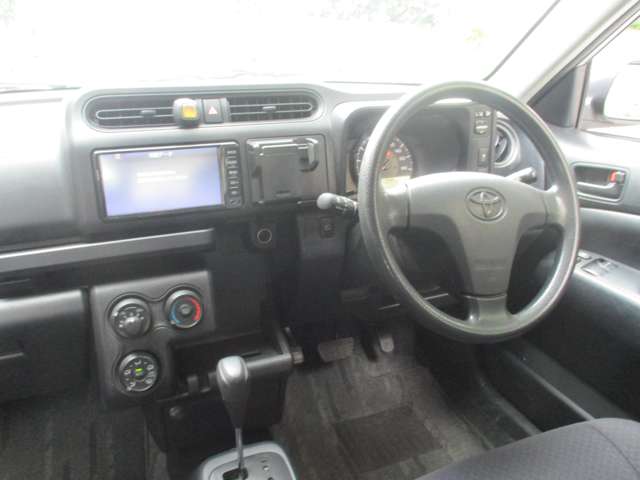 Toyota Succeed Van 3