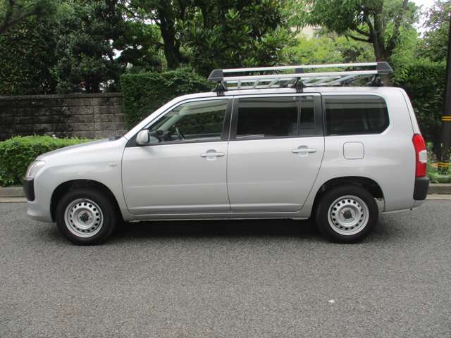 Toyota Succeed Van 7
