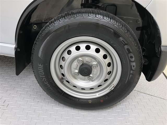 Toyota Pixis Van 6