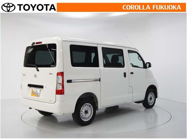 Toyota Town Ace Van 8
