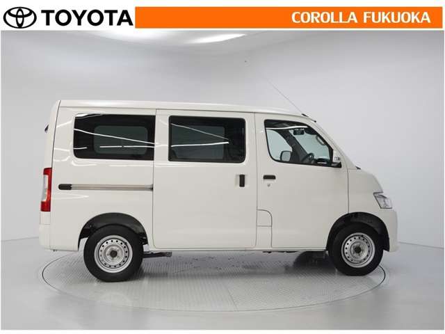 Toyota Town Ace Van 9