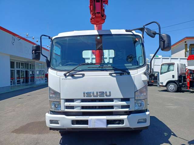 Isuzu Forward 2