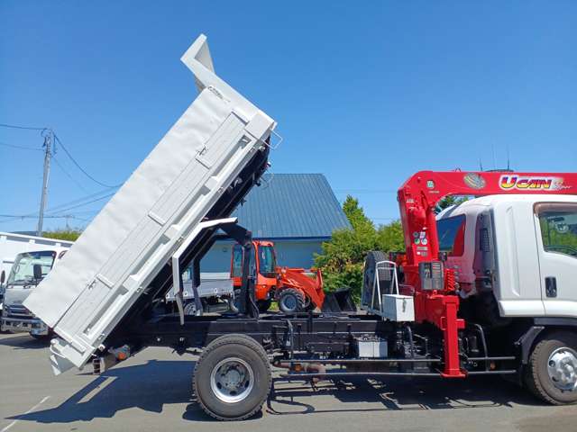 Isuzu Forward 4