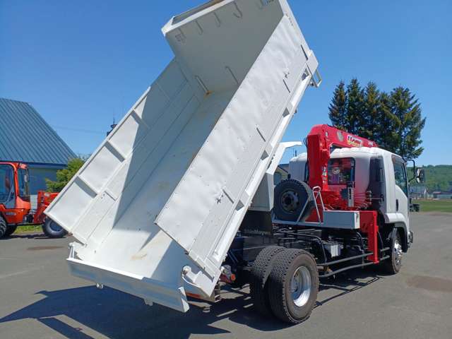 Isuzu Forward 9