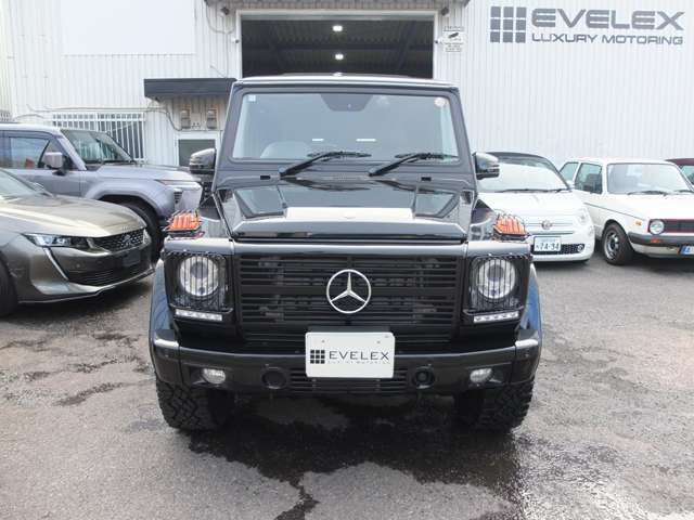 Mercedes-Benz G-Class 8
