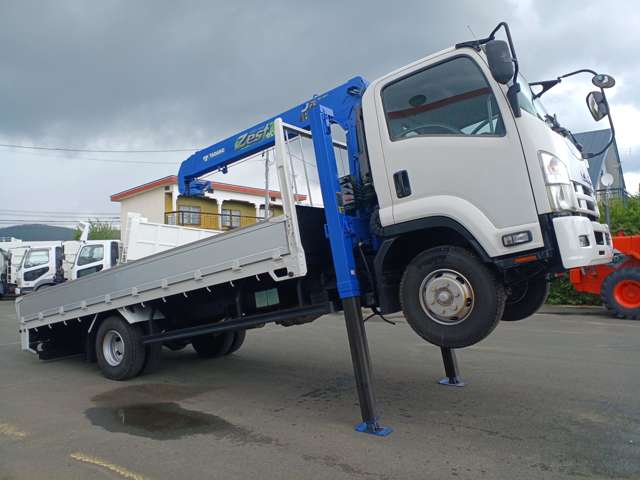 Isuzu Forward 3