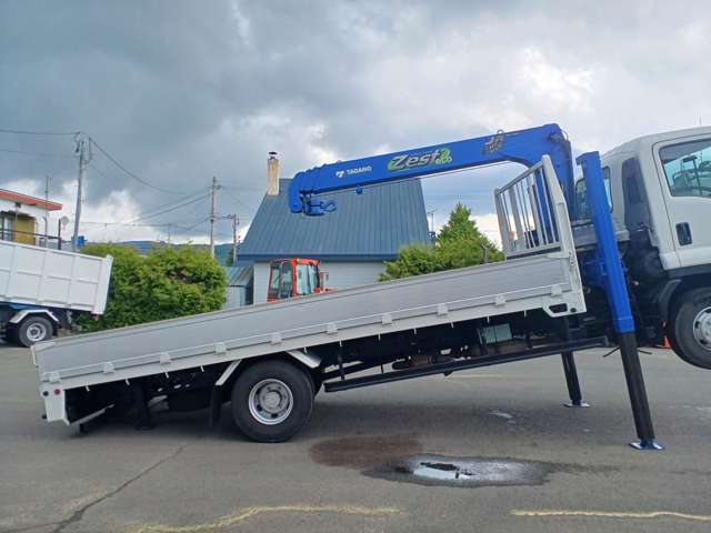 Isuzu Forward 4
