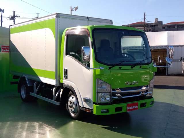 Isuzu Elf 3