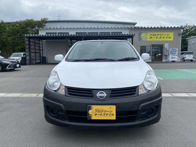 Nissan AD 3