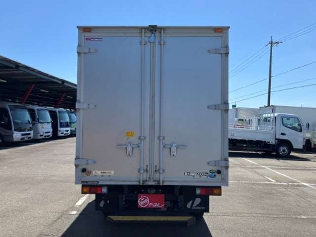 Mitsubishi Fuso Canter 8